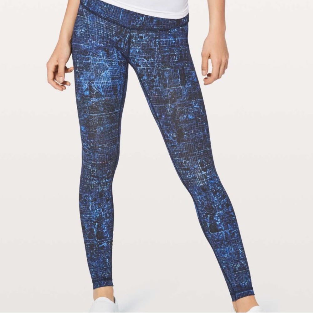 LULULEMON Wonder Under Tights Size 4